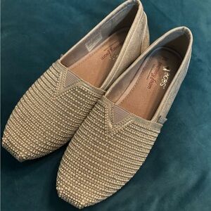 Skechers BOBS Pearl & Diamond Accents Women’s size 7 SN31454